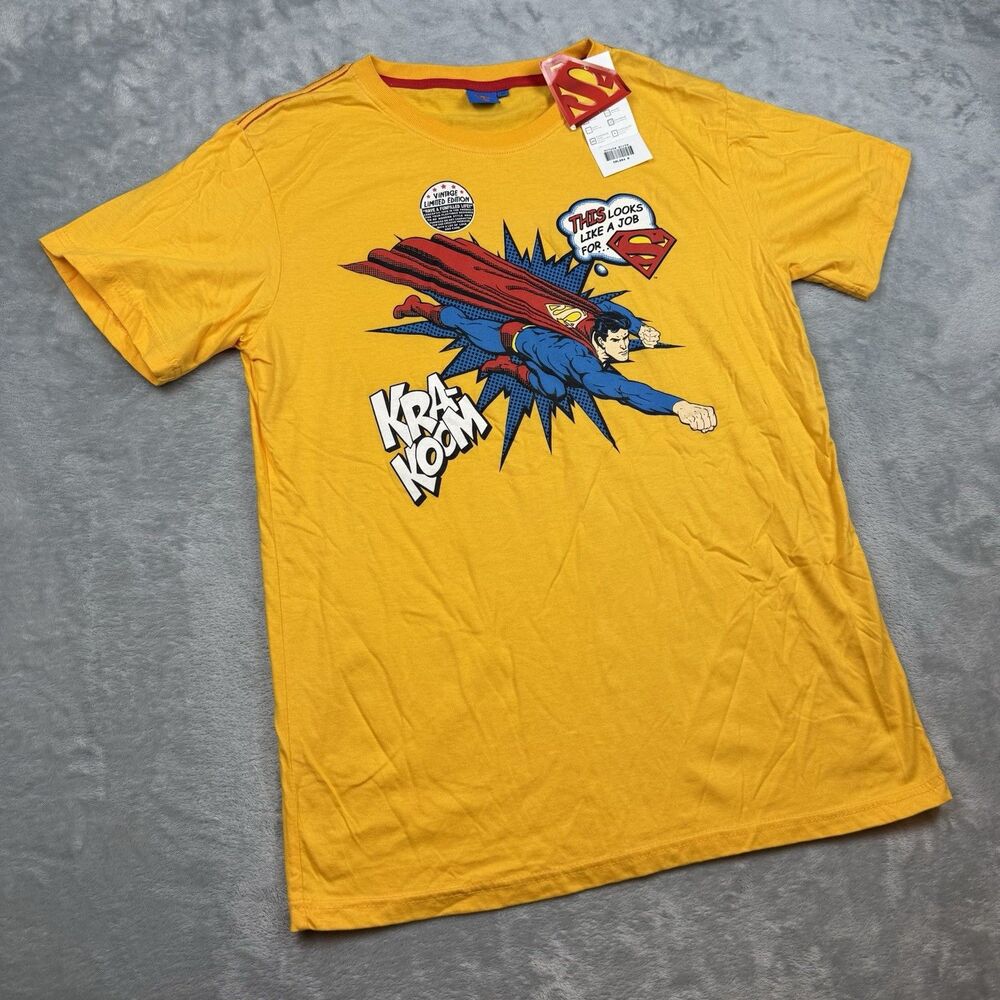 Vintage Superman Comic Graphic T Shirt Yellow DC Comics Limited Edition NWT M